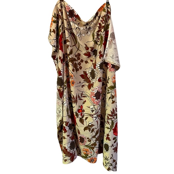 Moygashel Floral Fabric 49.5” x 49” - Picture 2 of 16